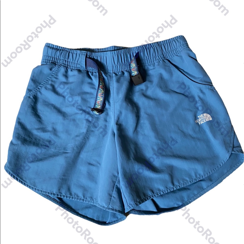 The north face shorts womens small